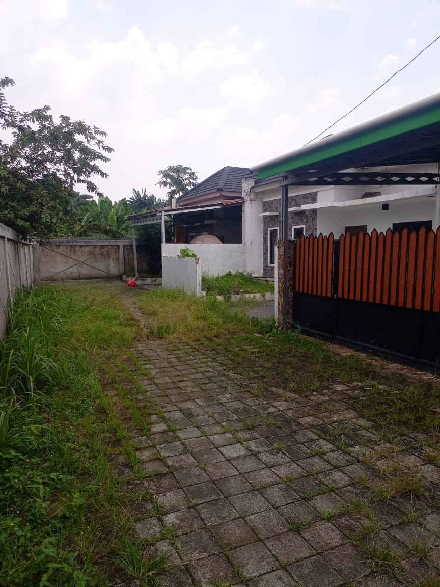 Over Kredit Rumah 1 Lantai Di Casa Desari Sawangan Depok 